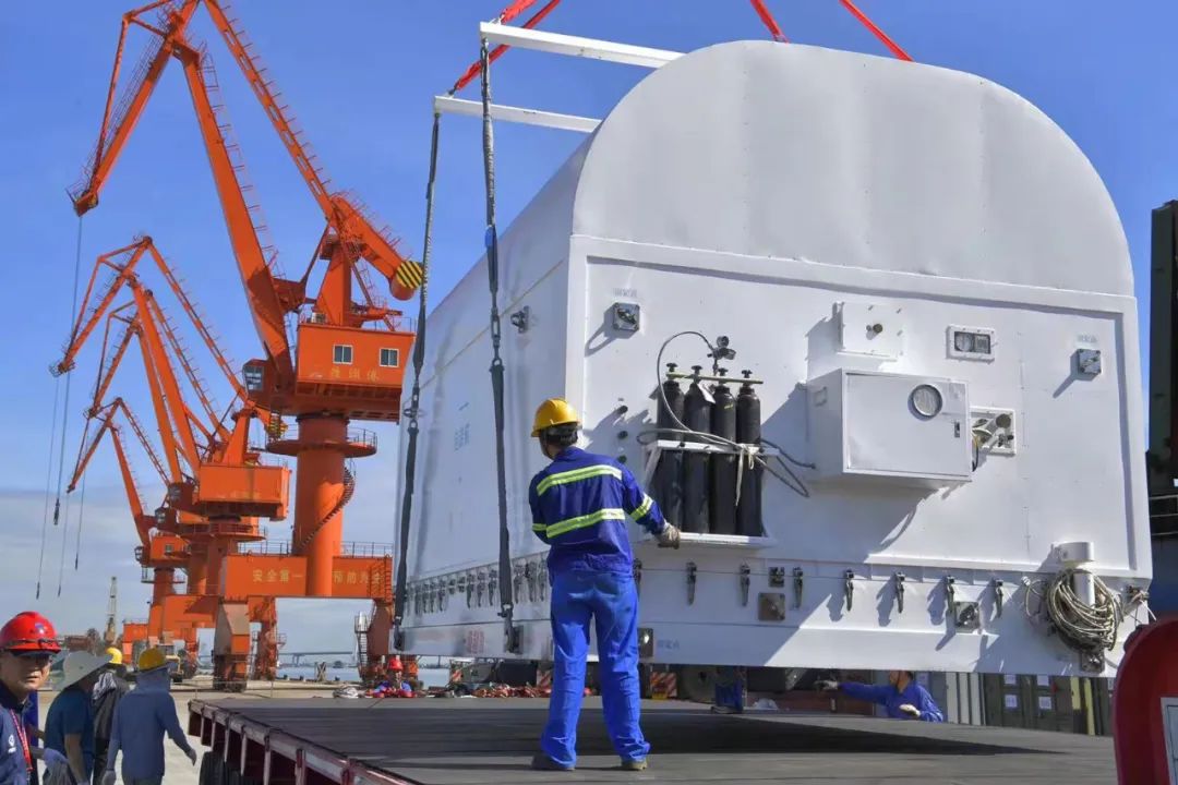 天舟三號貨運(yùn)飛船運(yùn)抵文昌清瀾港。肖宇坤攝