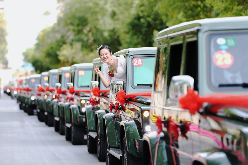 ��܇�������L�������M�������a�z