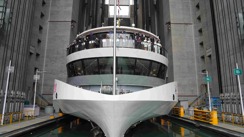 ���L(zh��ng)�����{1̖(h��o)��ͨ�^(gu��)���{�����C(j��)�����L�߹��D