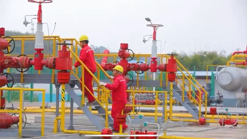 �T����퓎r��ܵ��M�Йz�顣���L�߹��D