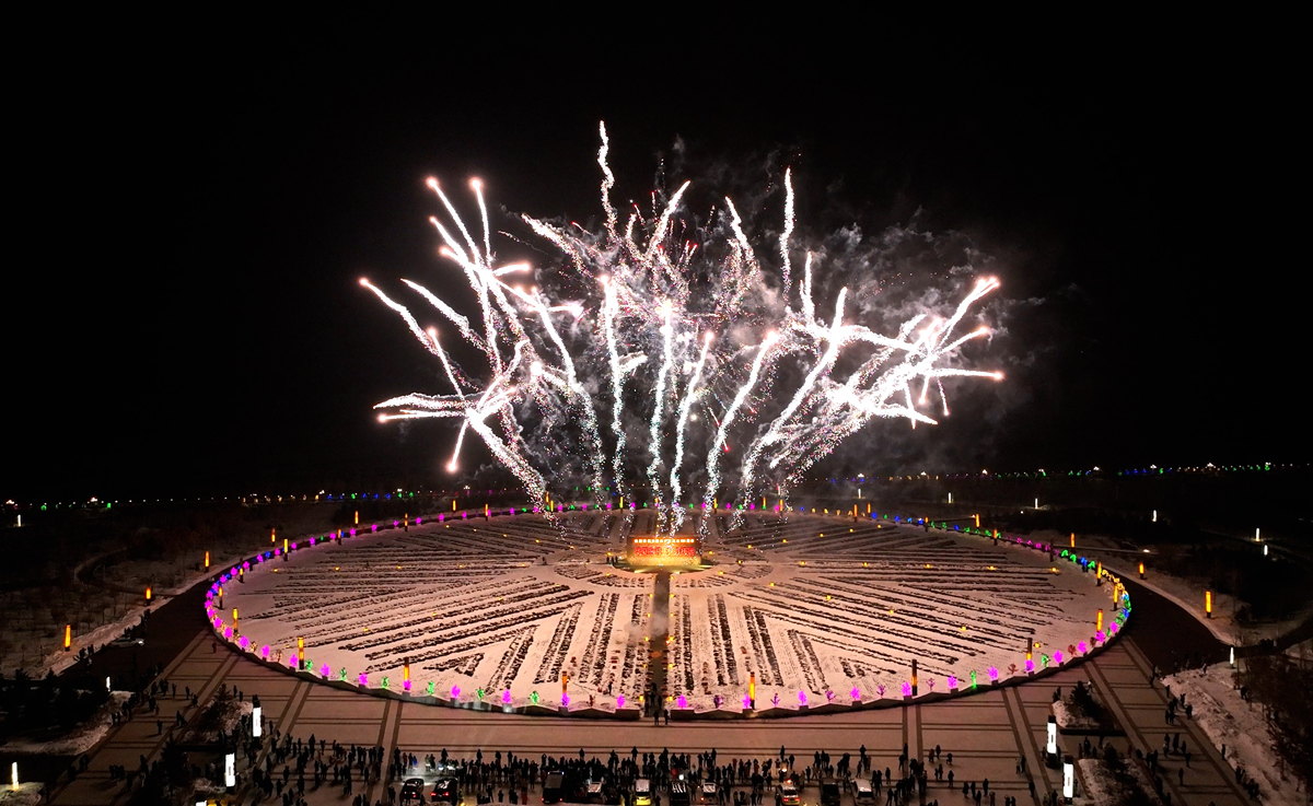 �`�ŵ������һ�l�l�y�ߴ�����ҹ���С���הz