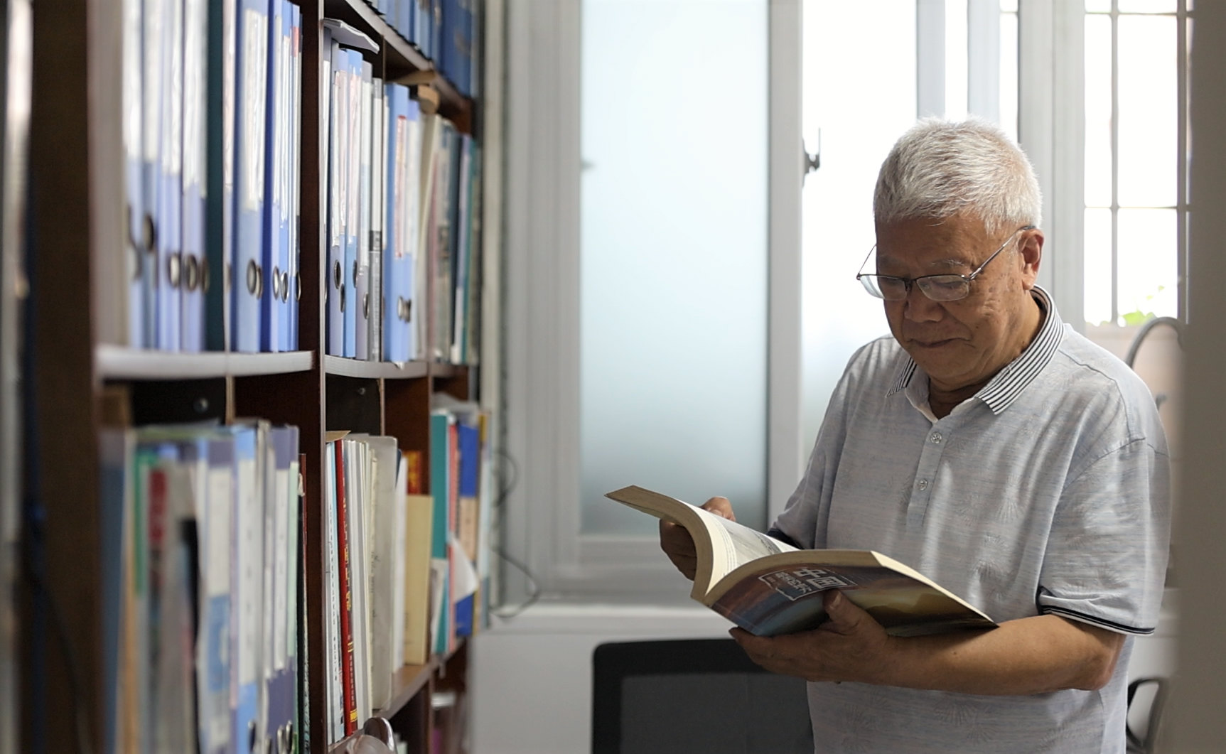 �Y�������ڲ���Y�������z