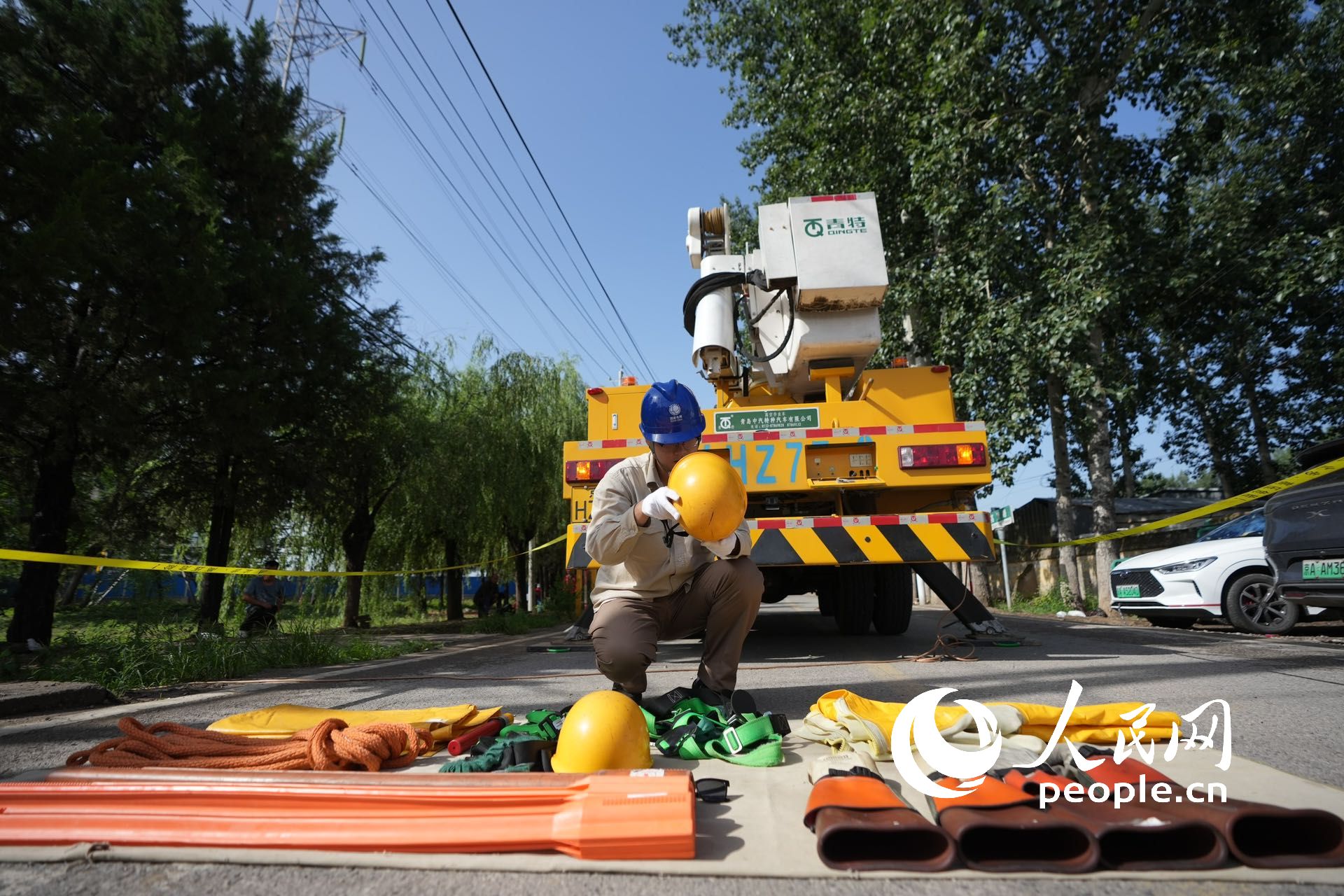 �����ˆT�M(j��n)�Ў�늽�����������ǰ�Ĝ�(zh��n)��������W(w��ng)ӛ�� ���옷�z