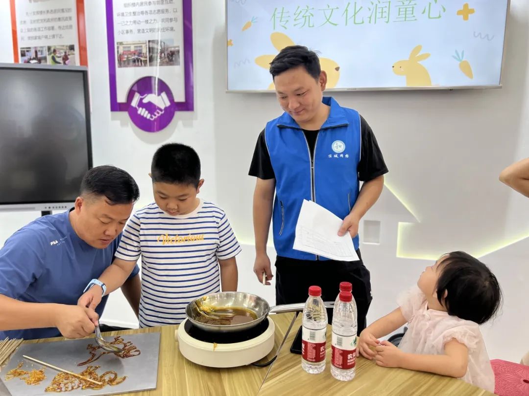 �ώ����I(l��ng)С���т�һ���w�(y��n)�Ǯ����������L�߹��D