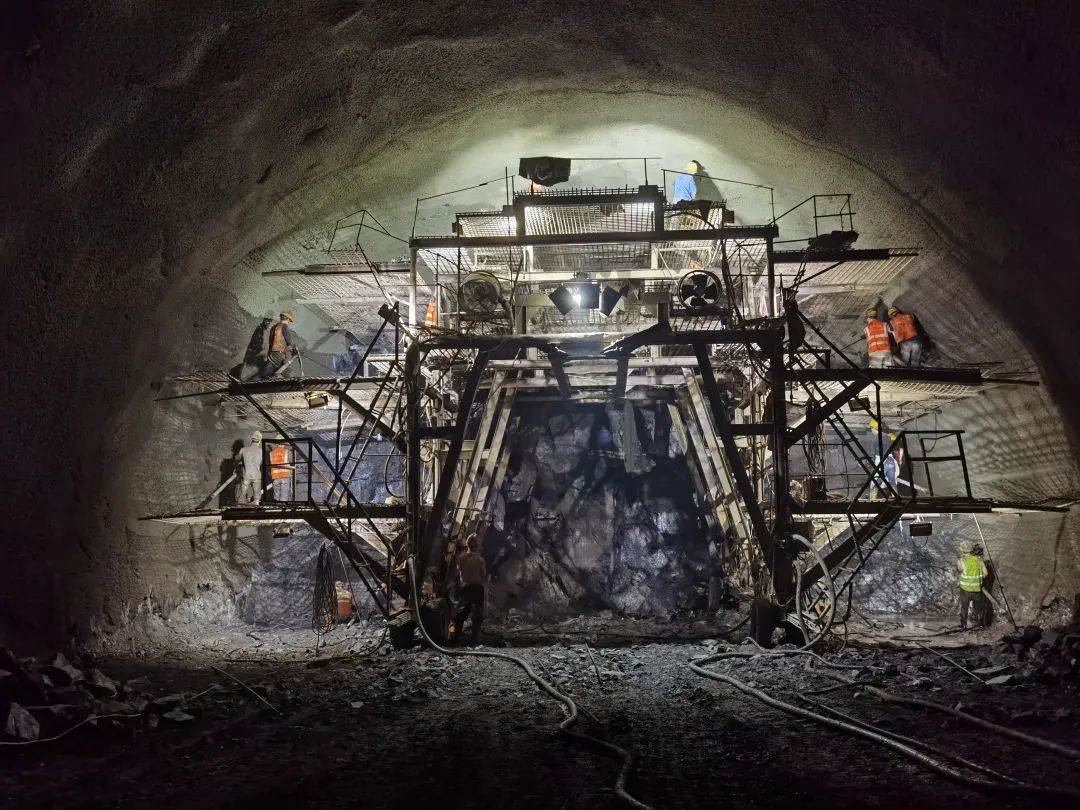 ��������Ϫ�����F·�������Ї��F·�Ϻ��ּ��F(tu��n)���޹�˾��ý�w���Ĺ��D