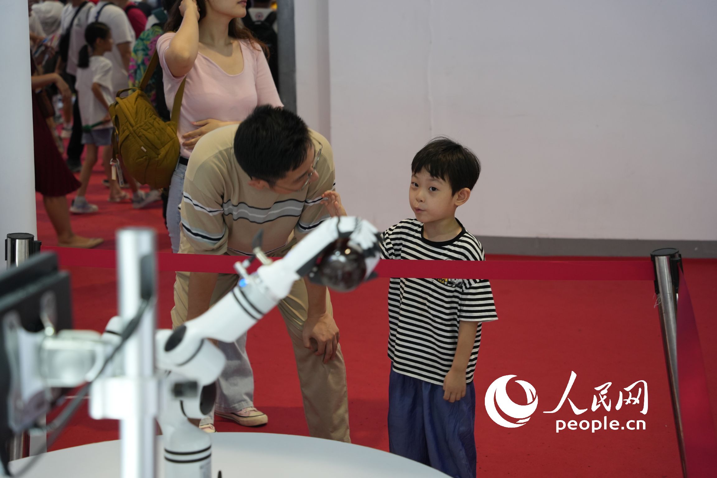 ���Ƽ��ԡ����J���^���C����չʾ������W(w��ng)ӛ�� ���옷�z