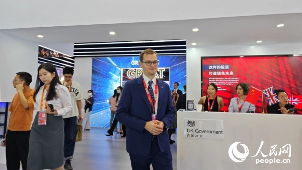 9��2�գ�Ӣ���^�^�L��Ӣ���̘I(y��)�Q(m��o)�ײ��Ј��ƏV���ܿ��i��������W(w��ng)ӛ�߲��L������W(w��ng)ӛ�� �w�����z