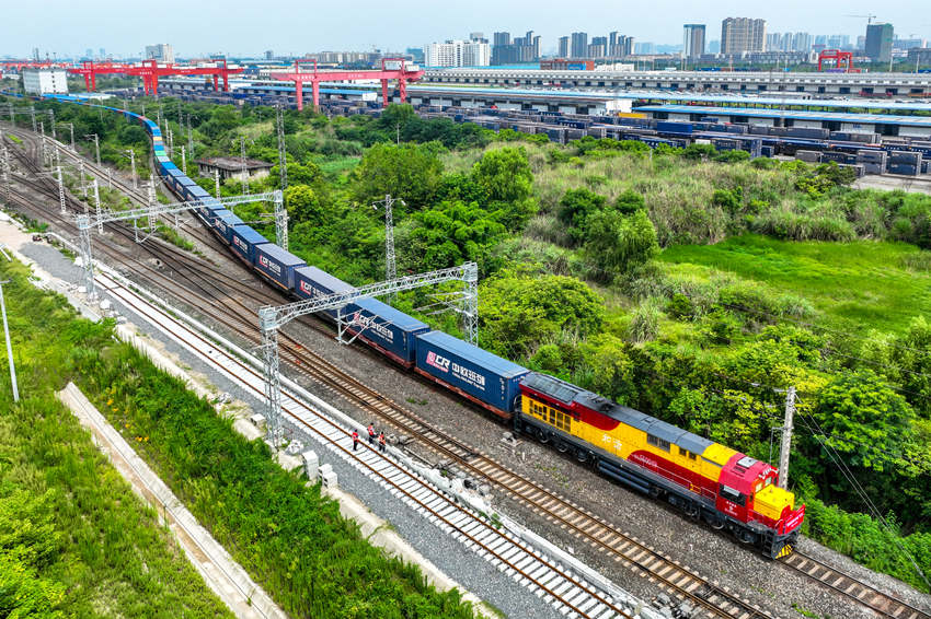 �КW���У����壩���ɶ����H�F·������׽��^(q��)ί���������D