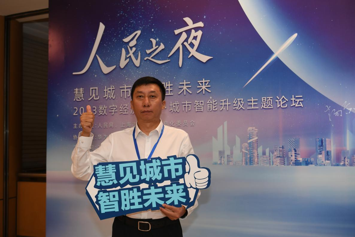 9��20�գ����e�ڡ�����֮ҹ���������(d��ng)���򿨡�����������W(w��ng)ӛ�� ������z