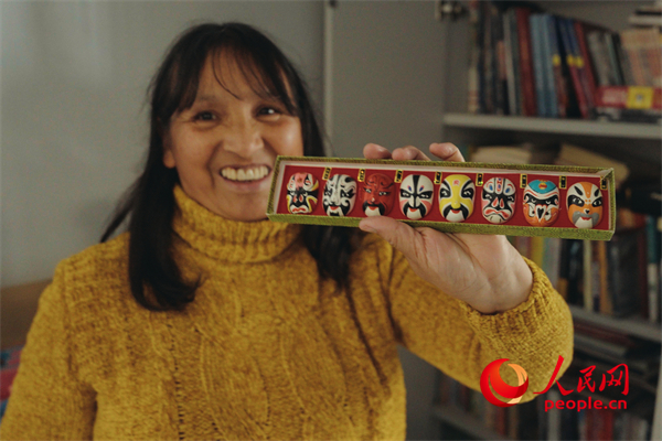 Ҋ�C���Ї�Ԯ��С�W(xu��)ȫ�^�̵�ǰУ�L�ؕ��R�h��÷����ӛ��չʾ����؈��[�ҡ����Ї��L(f��ng)��o(j��)��Ʒ������W(w��ng)ӛ�� �������z