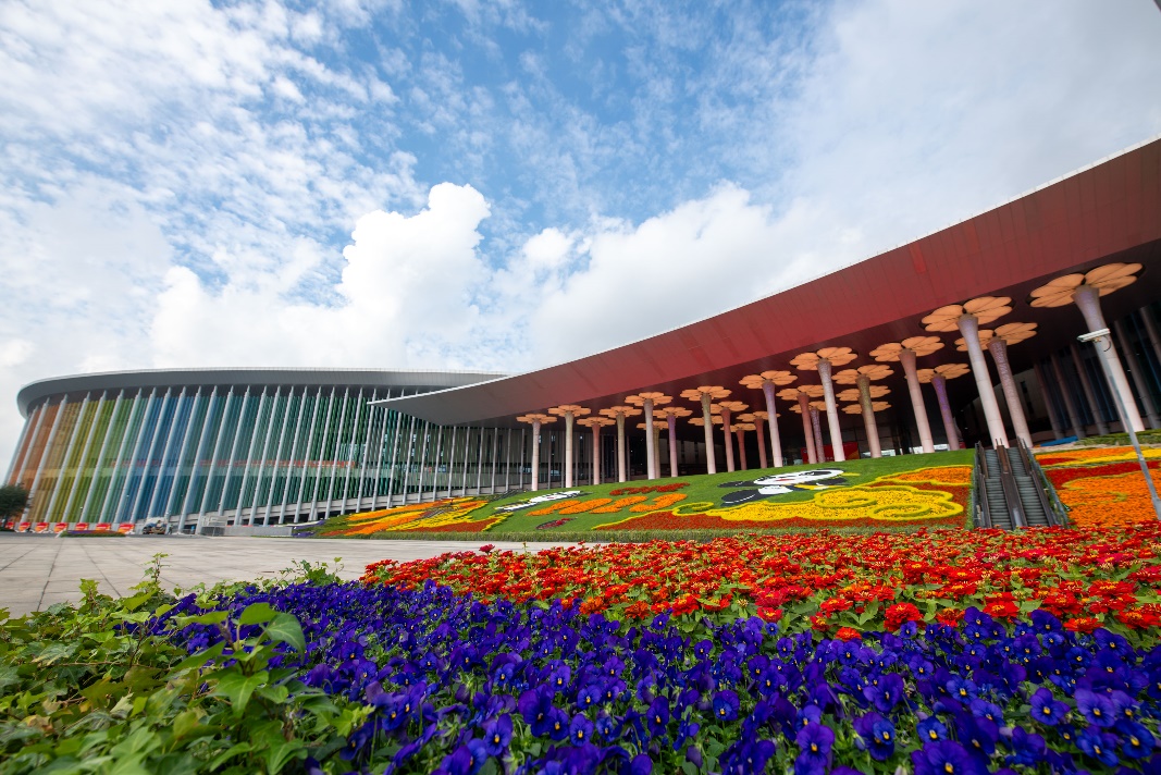 11��4�գ����ҕ�չ���ģ��Ϻ����ϏV�����r���`��ӭʢ��������W(w��ng)ӛ�� ������z