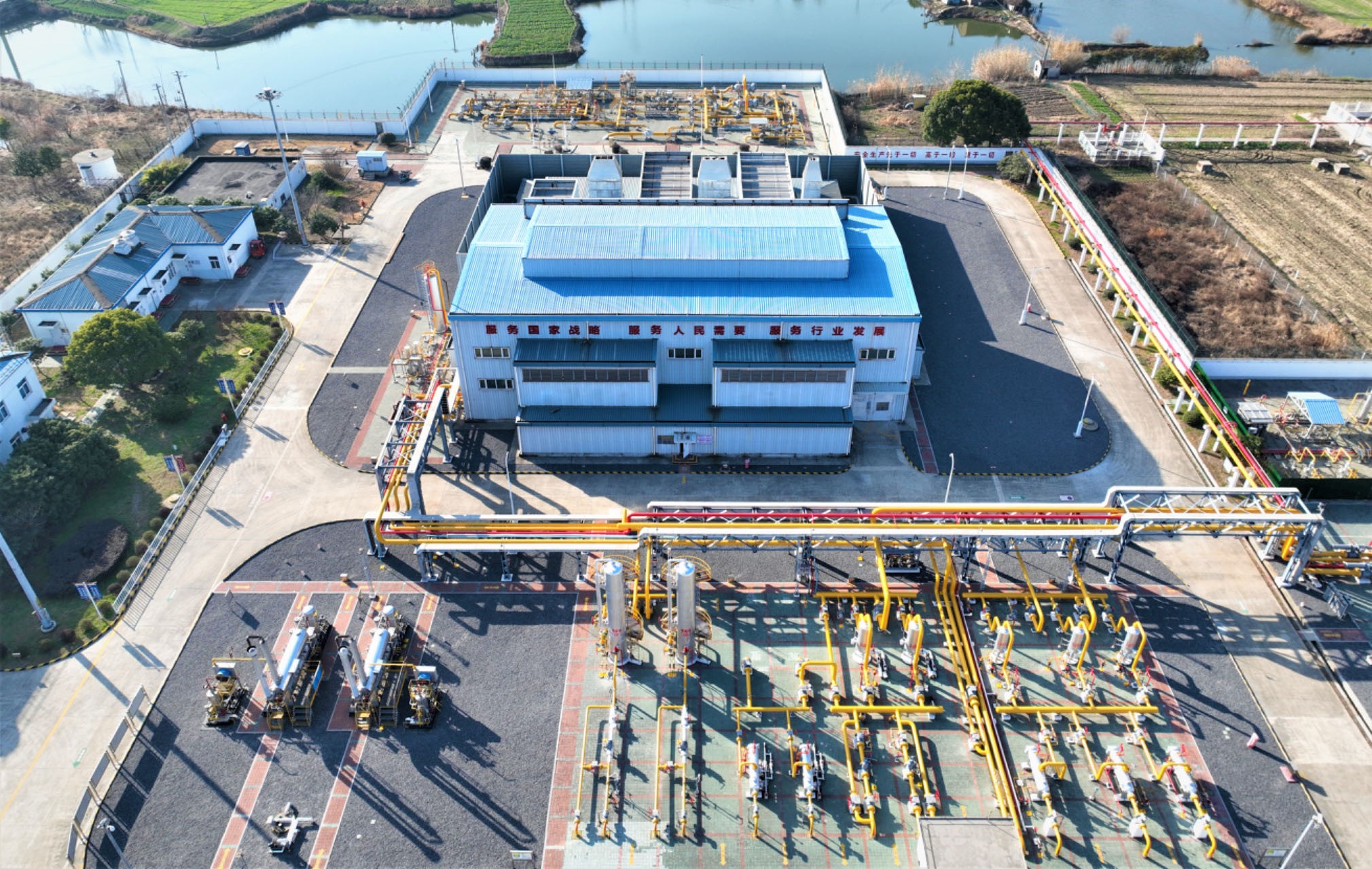 �����ԁ����c�ܾW(w��ng)���B��18����(ch��)��쑪(y��ng)ע�Mע�����ɚ���W(w��ng)����2�|�����ף��죬�^��������11%���D�������(ch��)��������L�߹��D