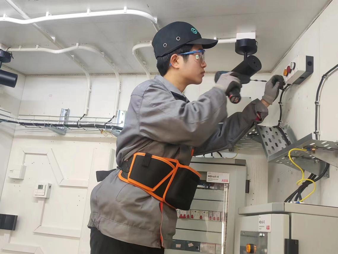 �����ڰ��bָʾ���Ќ�Ӗ(x��n)�С������� �z