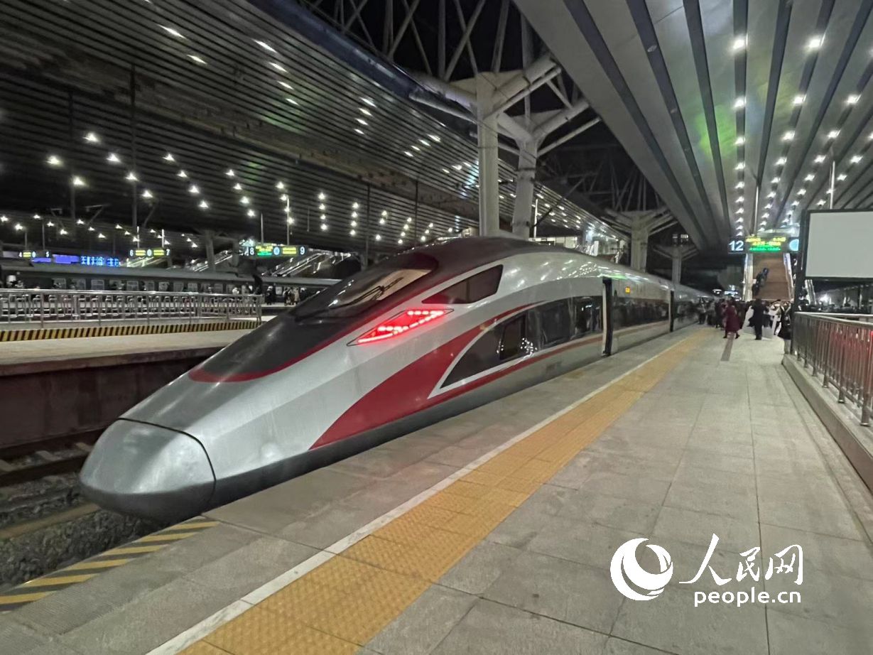 26���峿��2024�괺�\�����؅^(q��)�_�е����˸��F��܇G6701����܇�o���l(f��)܇������W(w��ng)ӛ�� ��ѩ��z