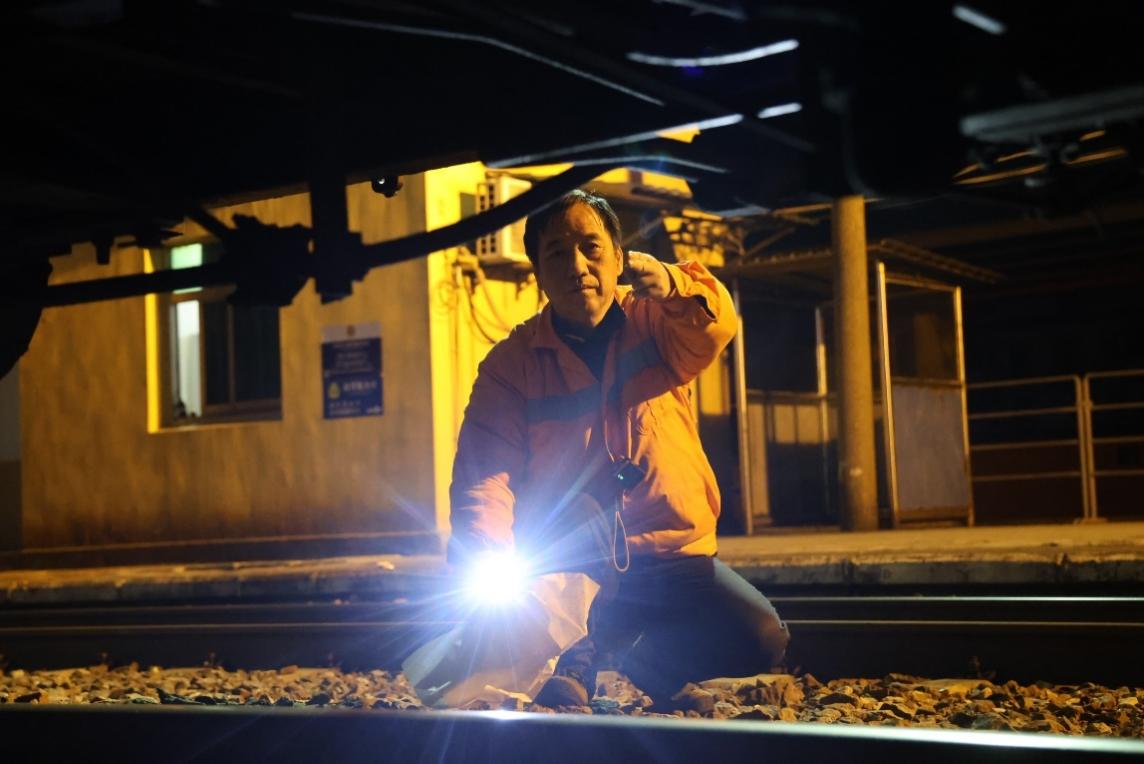 �賿2�c(di��n)����������ڙz���P(gu��n)�T܇��ꑼ��E�z