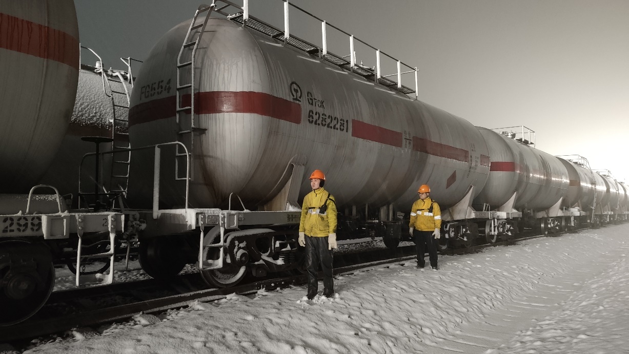 �b�\(y��n)���T���M(j��n)��ҹ�g�{(di��o)܇(ch��)���I(y��)Ѳ�������L�߹��D