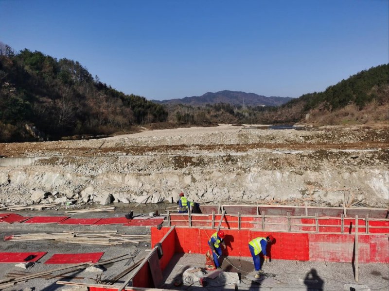 ��կ���l(xi��ng)��ˮһ�w���(xi��ng)Ŀ���O(sh��)�F(xi��n)�������L�߹��D