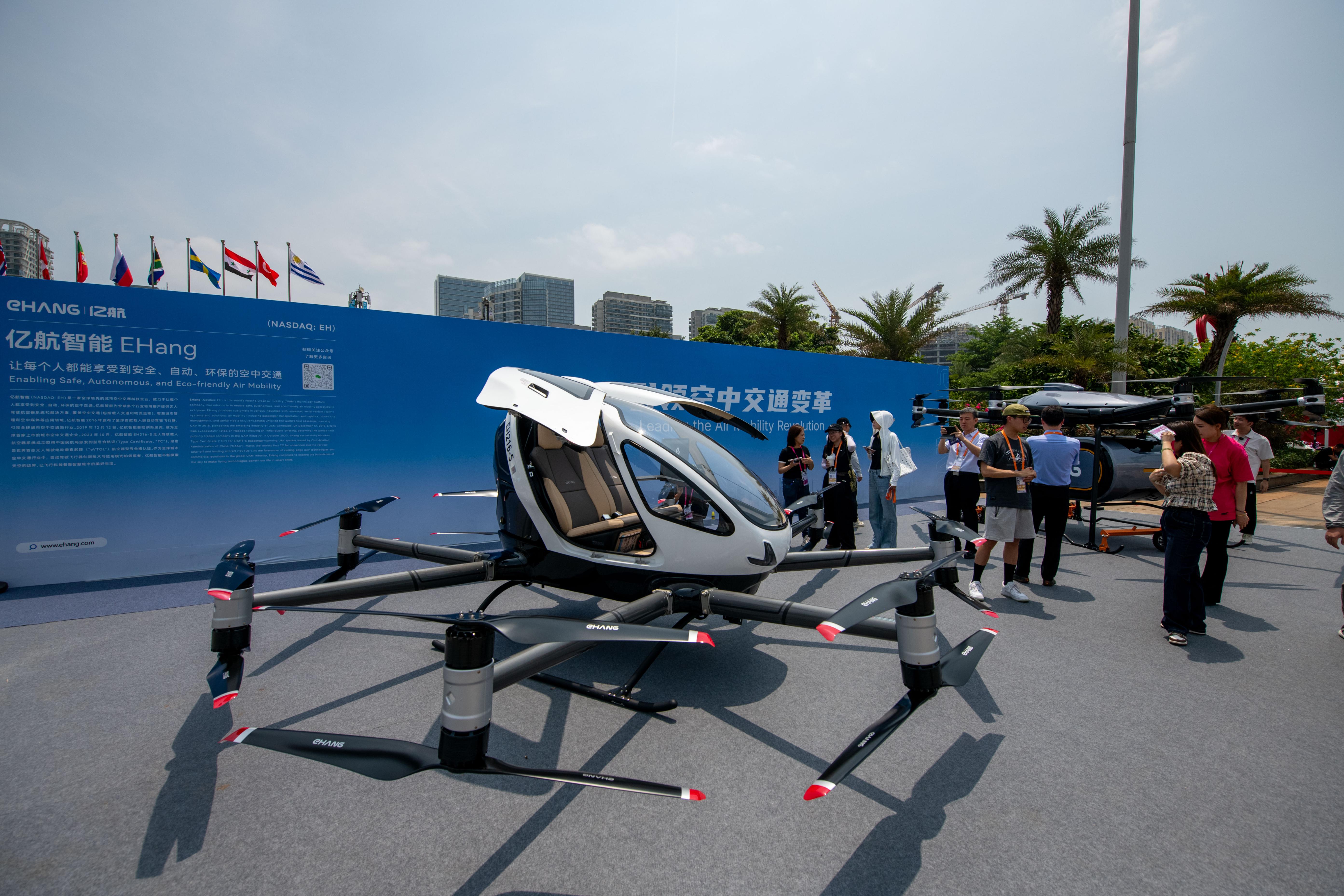 4��13�����ڃ|������չ�^(q��)���^�����څ��^�˽�o(w��)���{��d�˺�����������W(w��ng)ӛ�� ������z