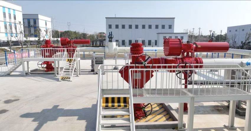 300兆瓦壓氣儲(chǔ)能示范工程鹽穴儲(chǔ)氣庫井場(chǎng)。受訪者供圖