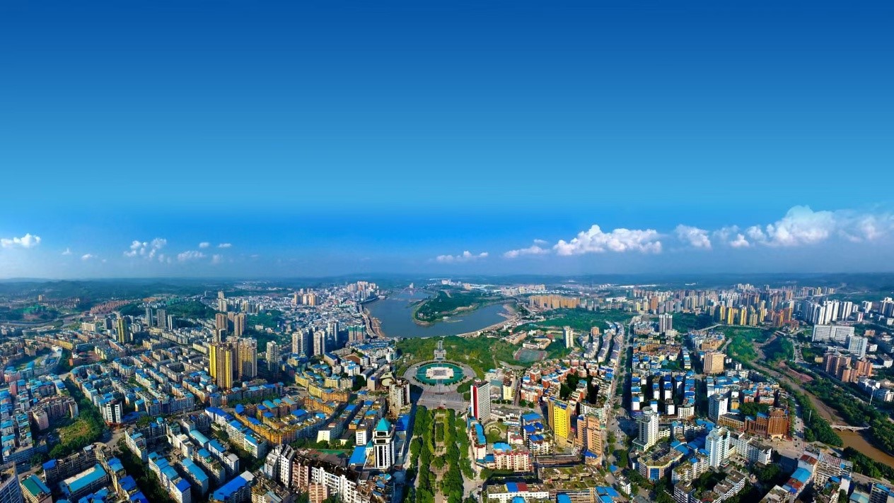 濱江之城廣安，境內(nèi)嘉陵江、渠江曲折環(huán)繞。受訪者供圖