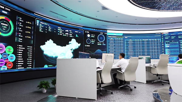 烏魯木齊生產(chǎn)運(yùn)營中心。徐學(xué)欣攝