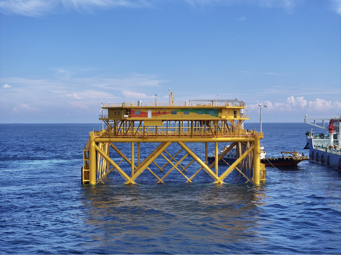 揭陽(yáng)海洋牧場(chǎng)“龍宮號(hào)”。受訪者供圖