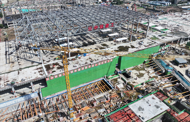 圖為成都站擴(kuò)能改造工程施工現(xiàn)場(chǎng)。