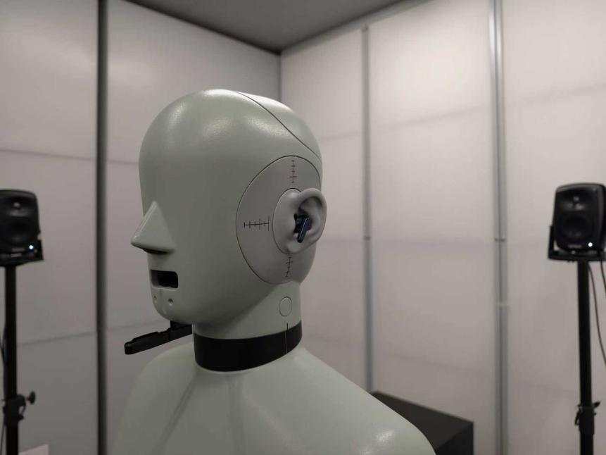 vivo金耳朵實(shí)驗(yàn)室部分調(diào)音設(shè)備。受訪方供圖