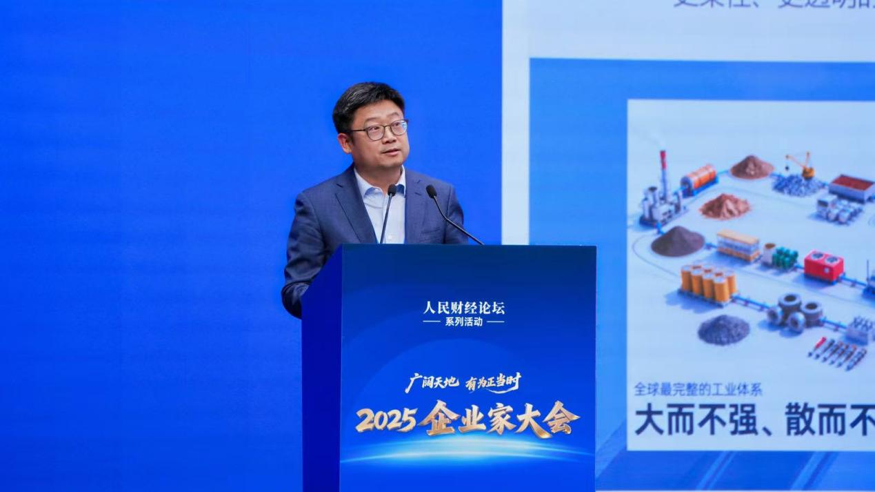 北京國聯(lián)視訊信息技術(shù)股份有限公司創(chuàng)始人、首席執(zhí)行官錢曉鈞發(fā)言。王佳雨攝