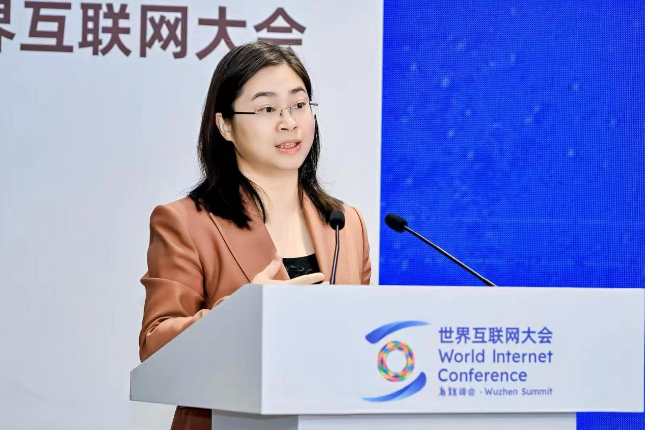 小米集團黨委副書記、公共事務副總裁吳姣。主辦方供圖