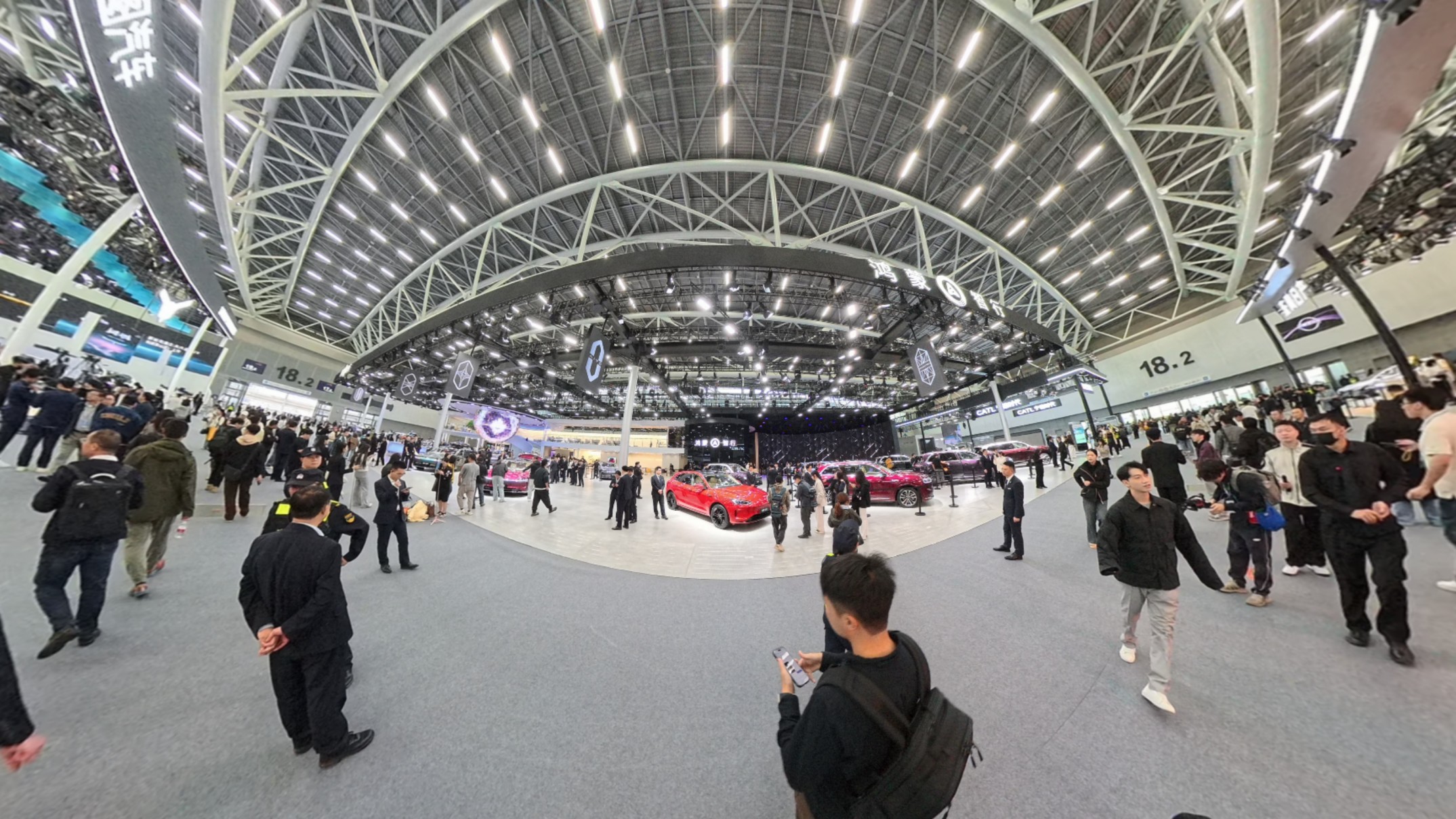 車展現(xiàn)場。人民網(wǎng)記者 王天樂攝