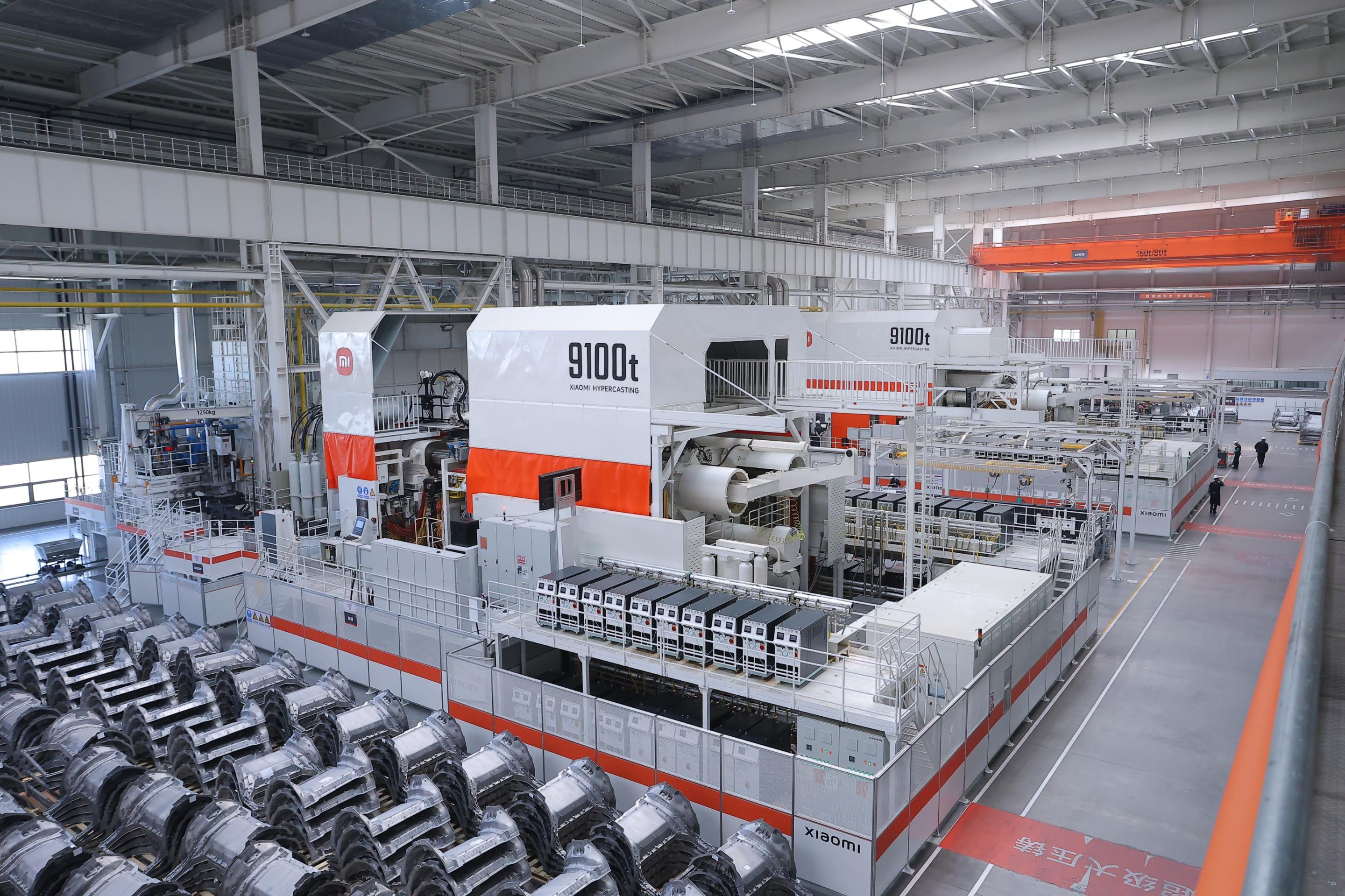 智能化工廠里，9100噸一體化大壓鑄設(shè)備大幅提升新能源汽車零部件的生產(chǎn)效率。 受訪者供圖