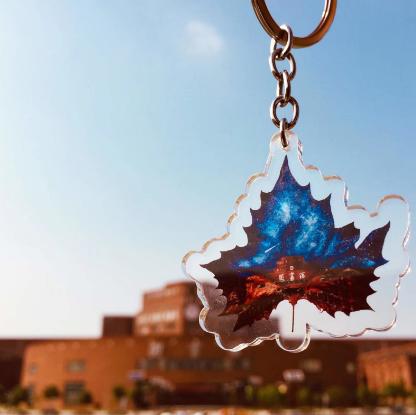 陳宜誠在校園時(shí)期設(shè)計(jì)的文創(chuàng)鑰匙鏈。受訪者供圖