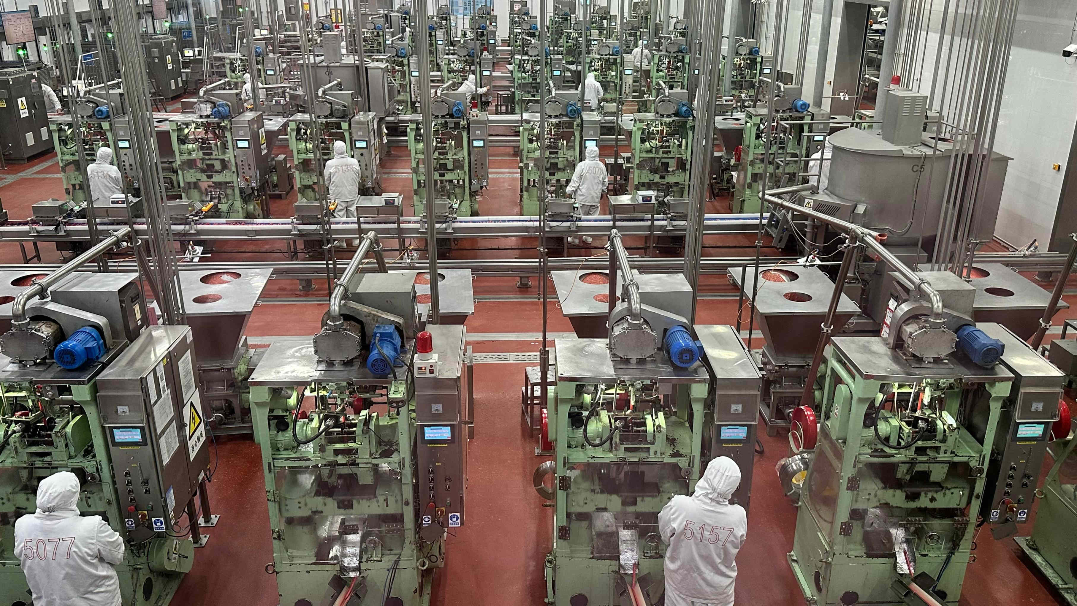 雙匯肉類生產(chǎn)車間。人民網(wǎng)記者 王紹紹攝