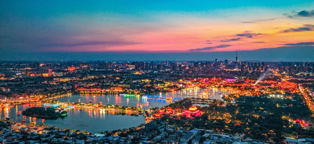 汴河游船夜景。受訪者供圖